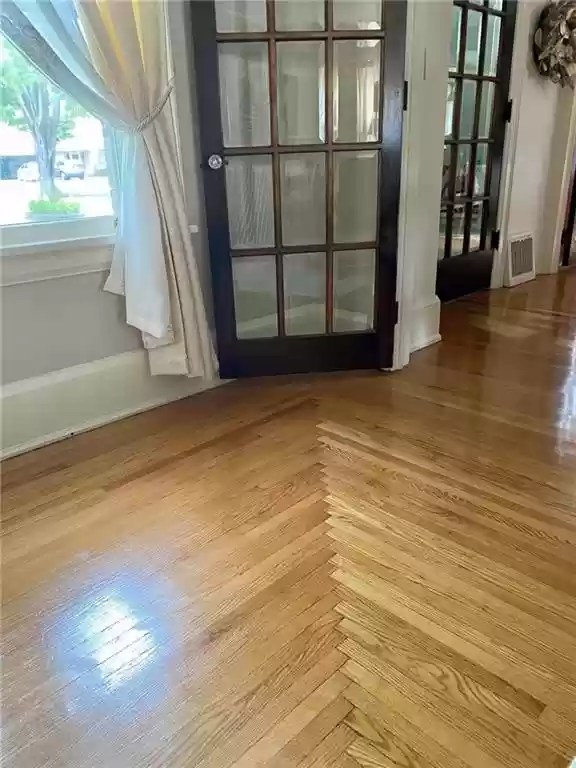 317 Frontier Drive er Semple House